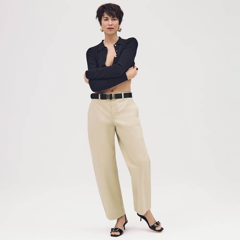 Banana Republic high rise barrel pants, 
size 8, beige